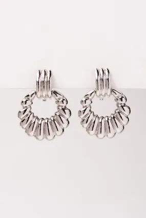 Bailey Vintage Scalloped Door Knocker Clip-On Earrings